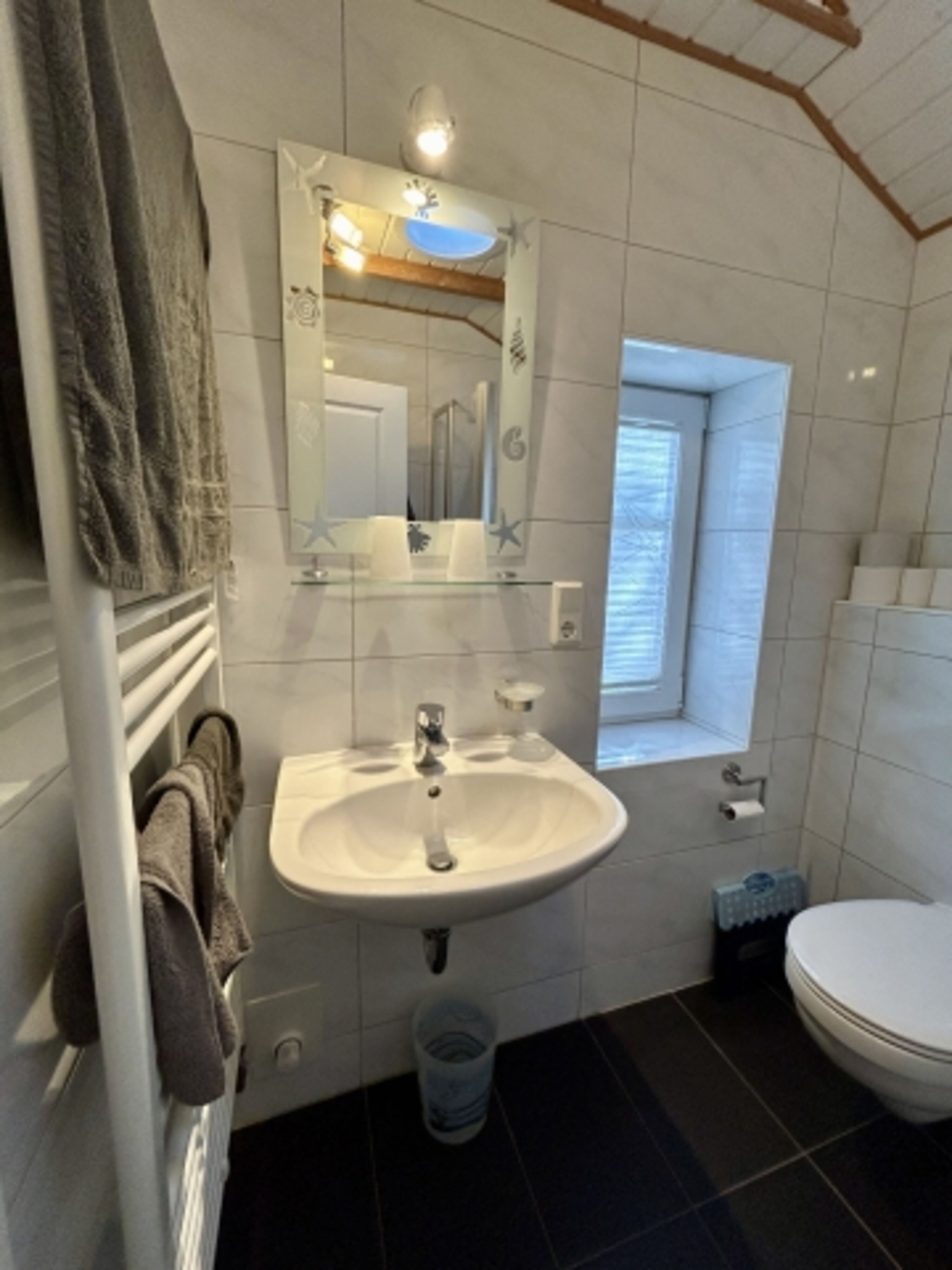 Badezimmer (Handtücher optional)