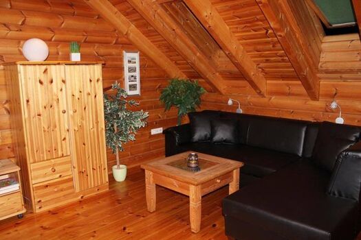 Galerie mit Schlafcouch