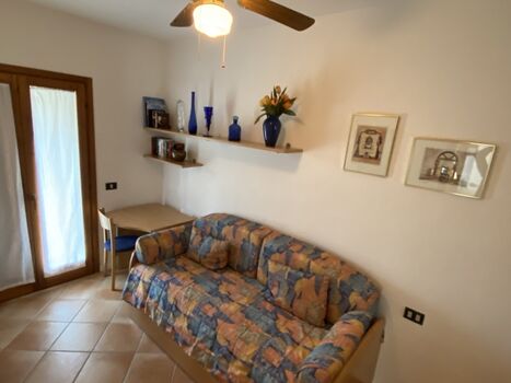 Zweites Schlafzimmer mit Schlafsofa für 2 Erwachsene geeignet