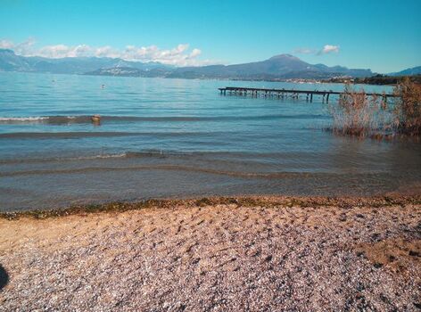 der nächste Strand am Seeufer - ca. 6 Gehminuten entfernt
