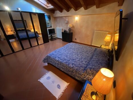 Das 2.e Schlafzimmer im Obergeschoss