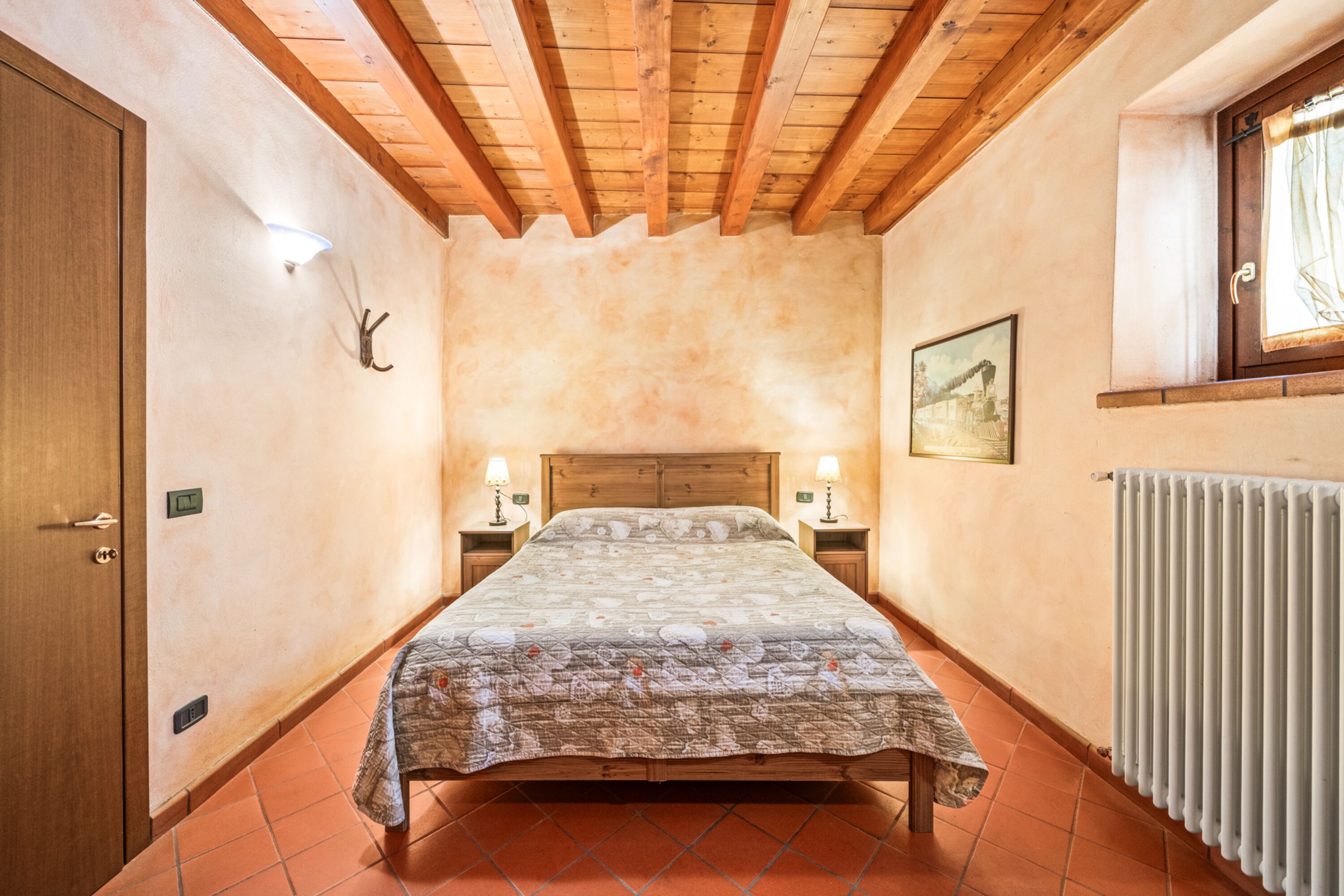 das 1.e Schlafzimmer im Erdgeschoss