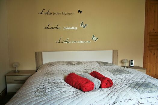 1. Schlafzimmer - Doppelbett