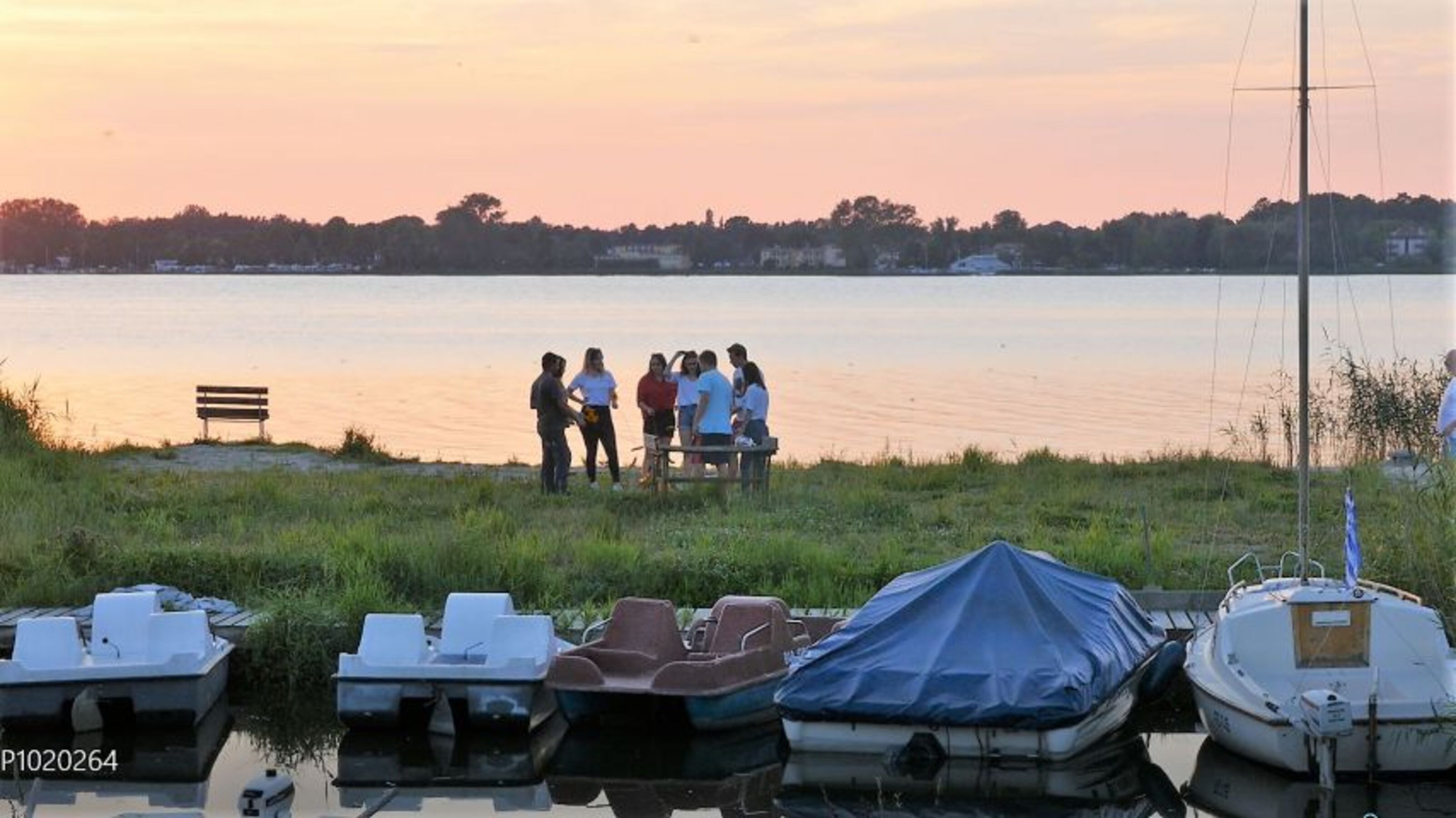 Unsere Häuser liegen direkt am Jamnosee. 
