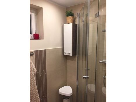 Bodenebene Dusche und Regenbrause