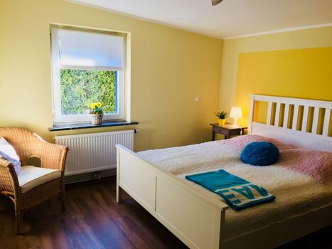 Doppelbett Schlafzimmer (200x160)