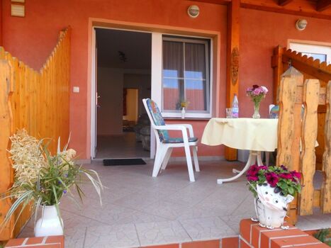 überdrachte Terrasse