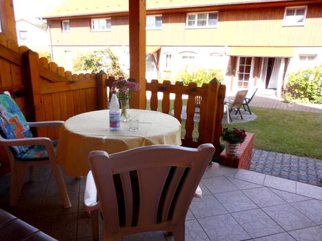 überdrachte Terrasse