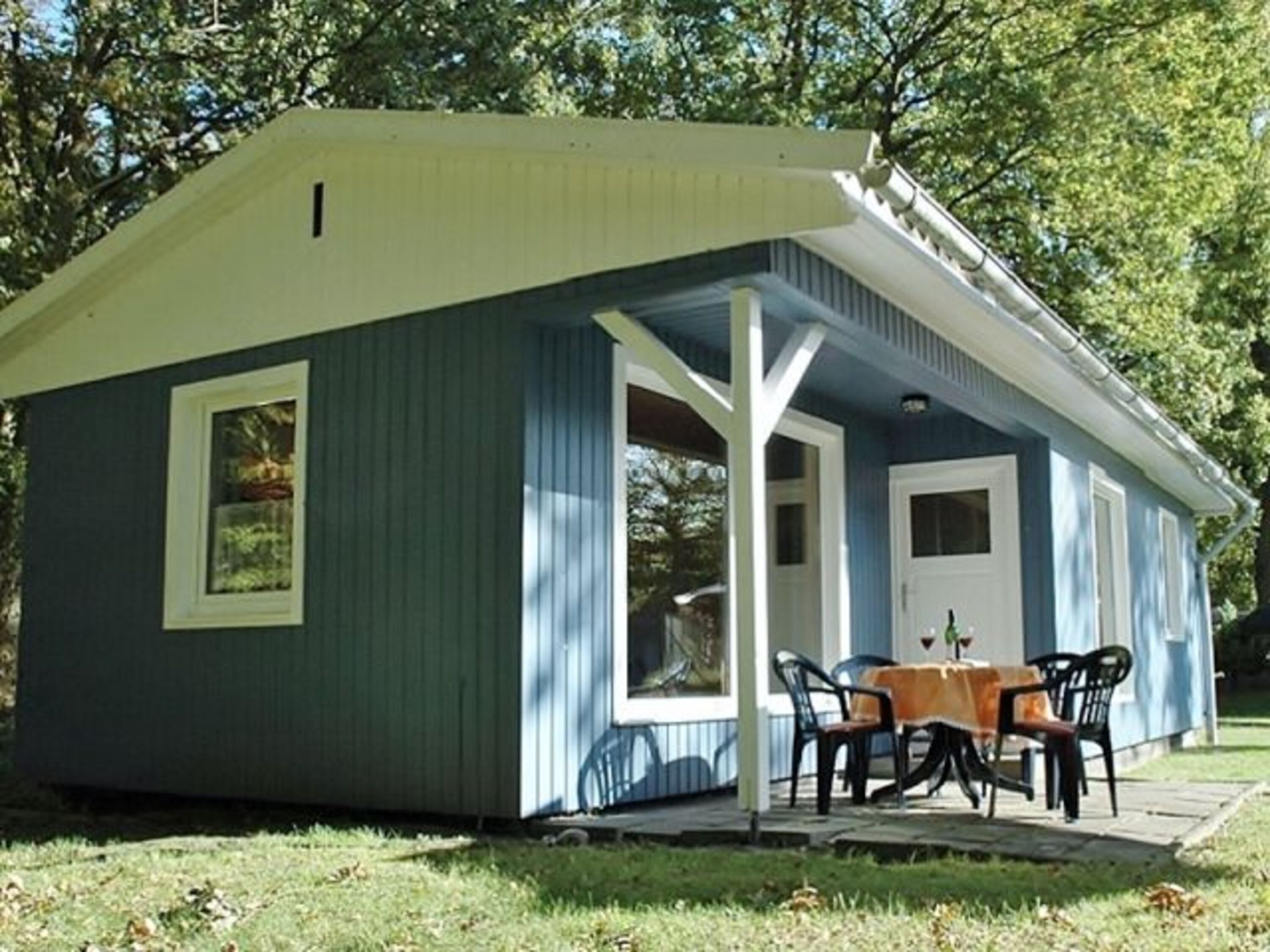 Bungalow im Feriendorf