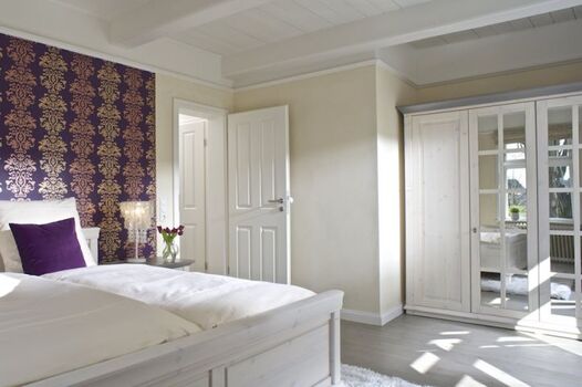 Helles Schlafzimmer zum Träumen