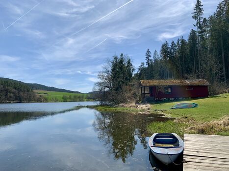 Abkühlung im See in der Umgebung