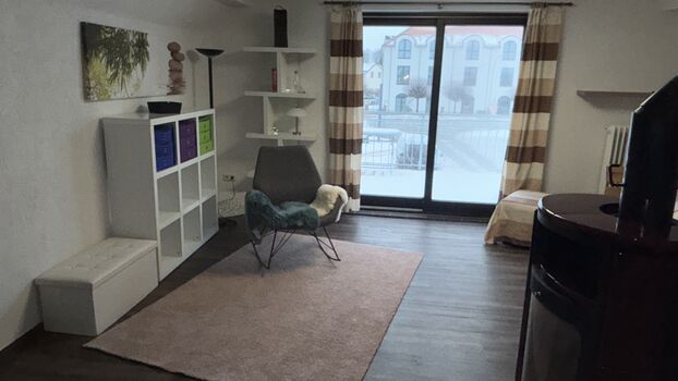 Schlafzimmer 2 mit Wohnbereich oben