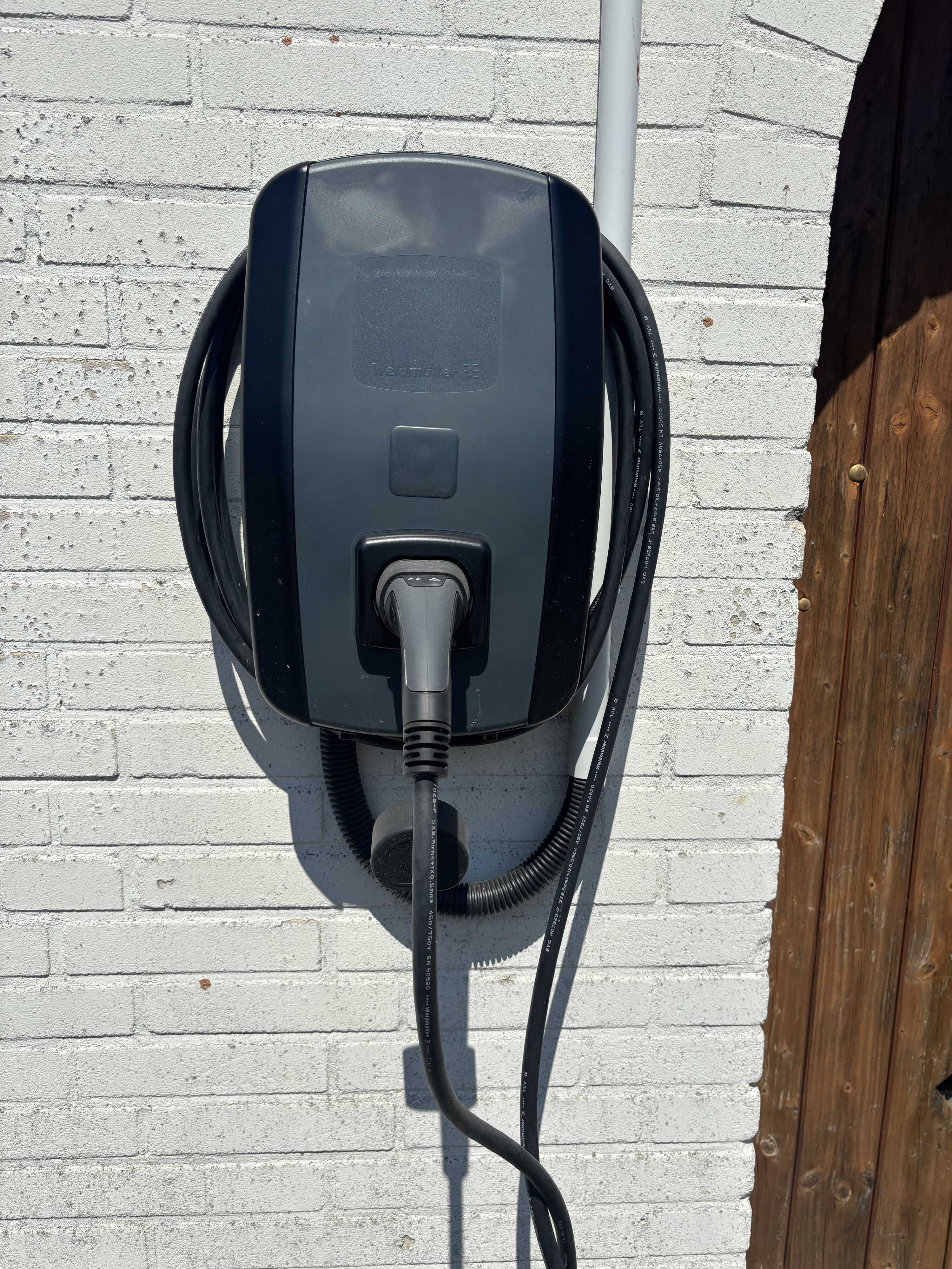 Die Wallbox am Hausparkplatz