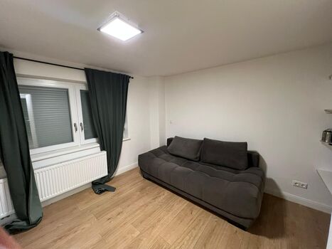Schlafzimmer mit Schlafsofa