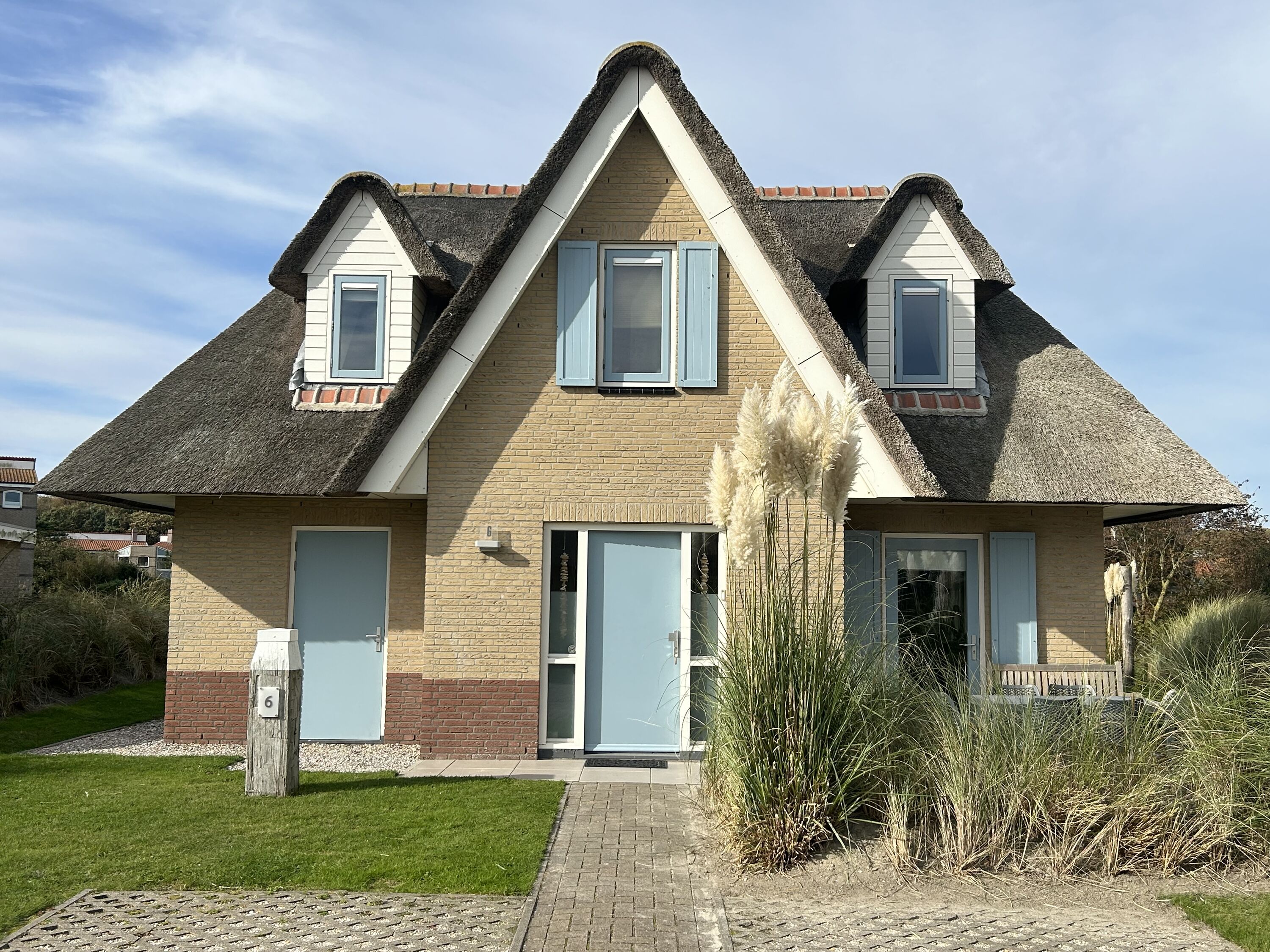 Villa 6