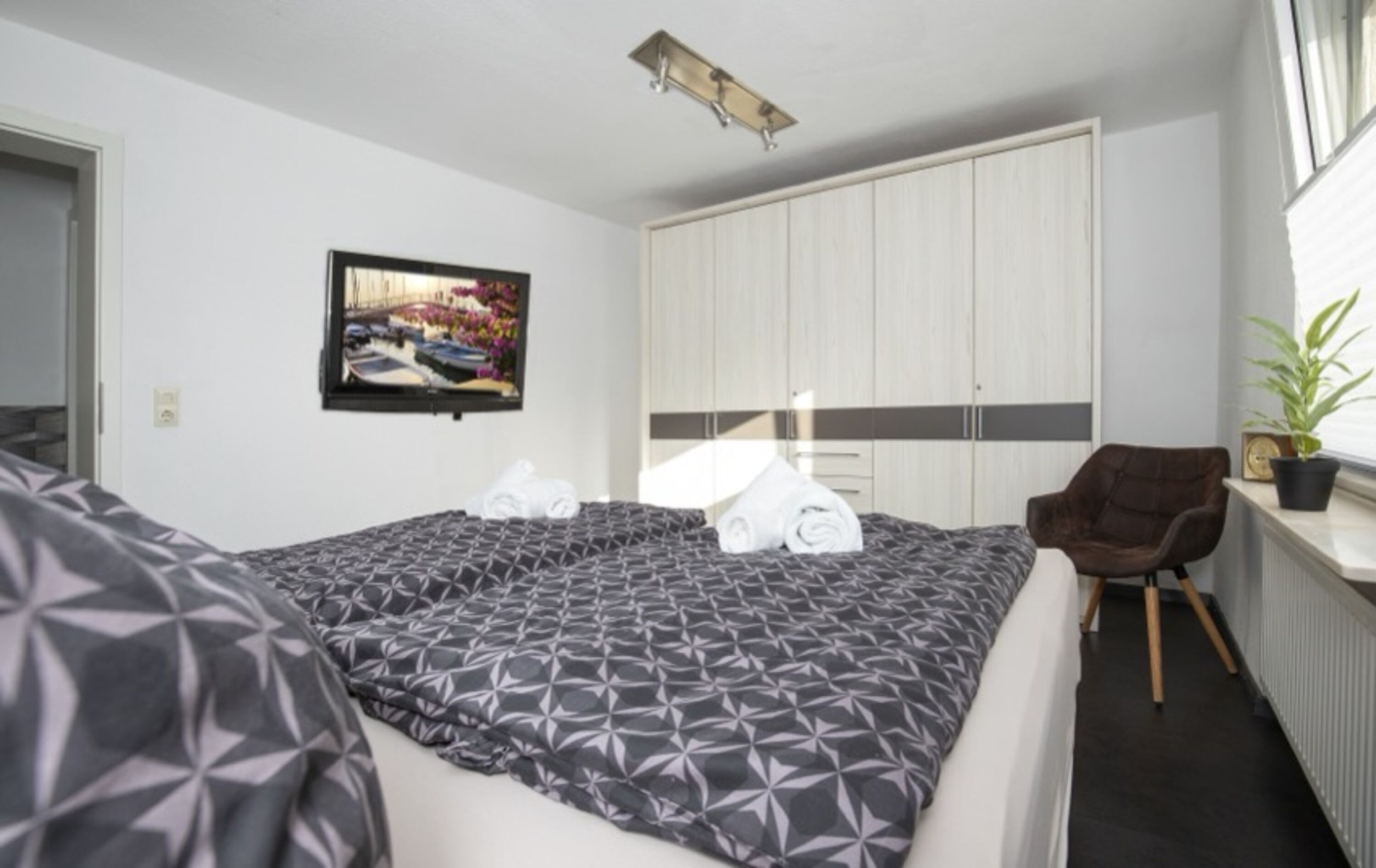 Schlafzimmer 2