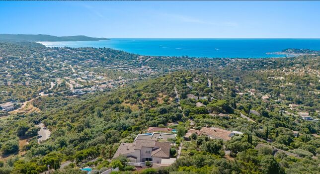 Meerblick vom Haus und den Terrassen
