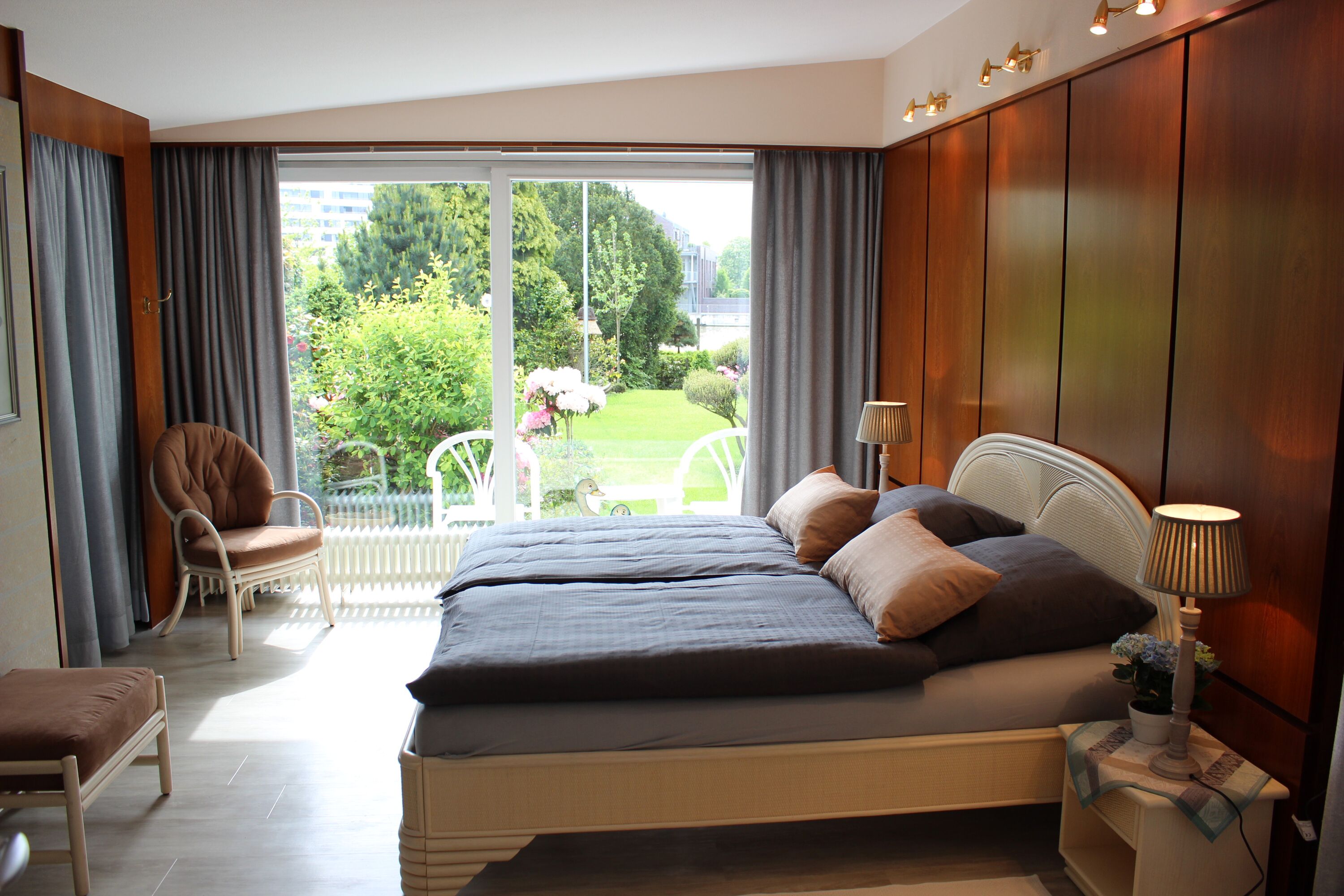 Schlafzimmer 2