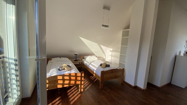 Schlafzimmer 4
