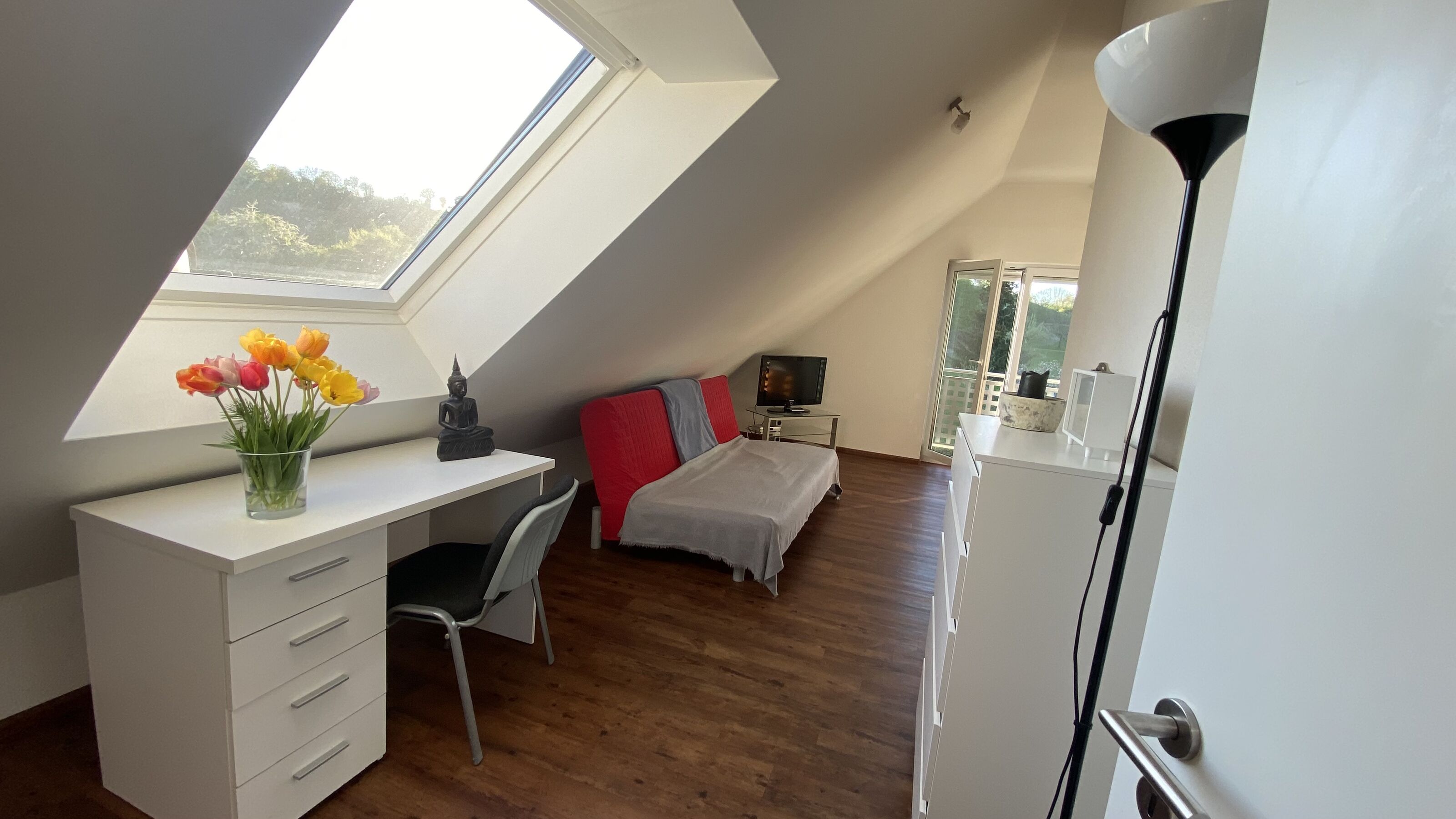 Schlafzimmer 4