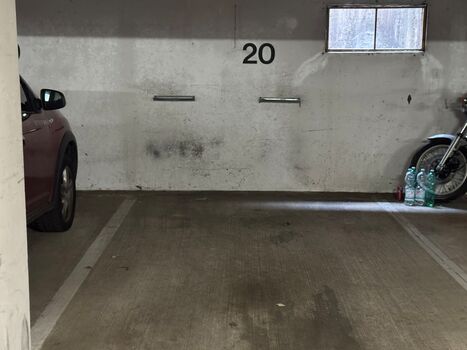 Tiefgaragenplatz inklusive