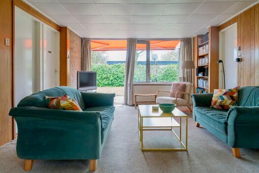 Die gemütliche Sitzecke mit Digital TV