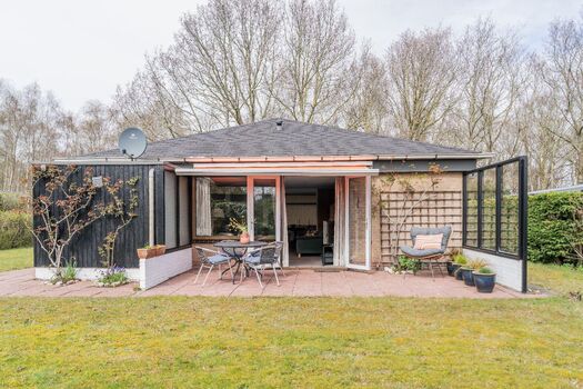 Das Ferienhaus mit sonnigem Garten