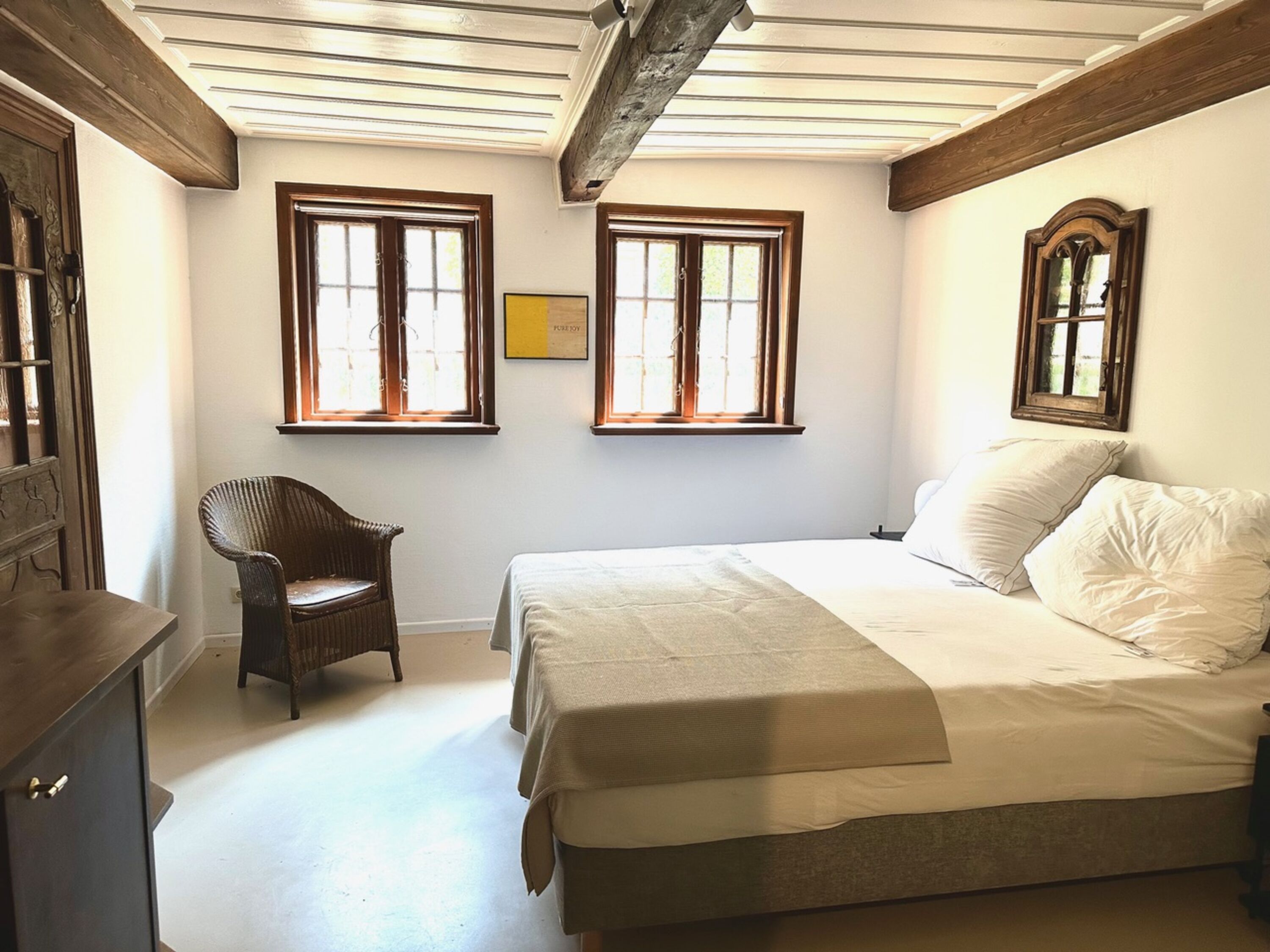 Schlafzimmer 1