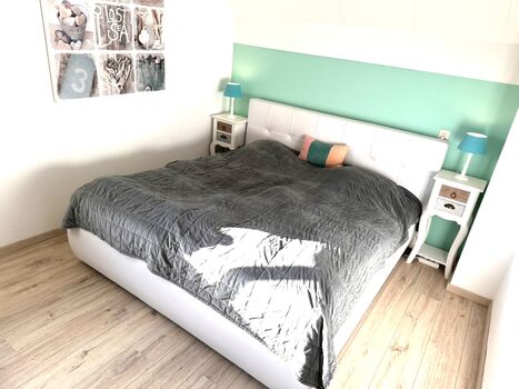 Schlafzimmer 2 OG_1