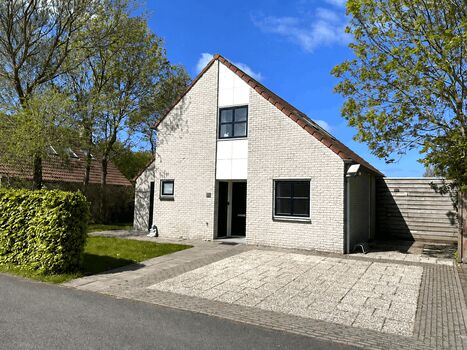 Beach & more Villa Relax Ooghduyne mit Sauna, Terrasse und G ...