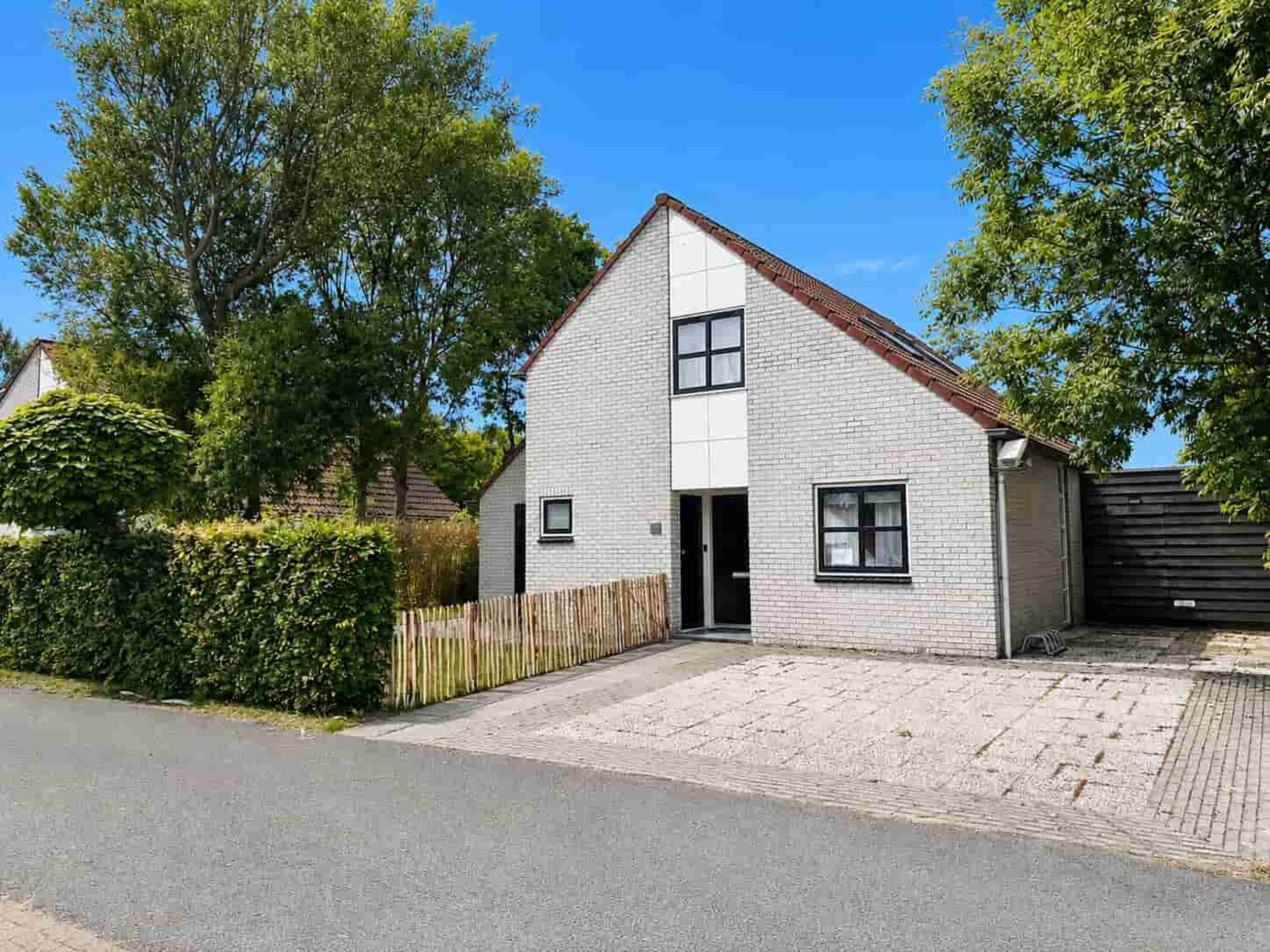 Ferienhaus Villa Relax Ooghduyne Straßenansicht