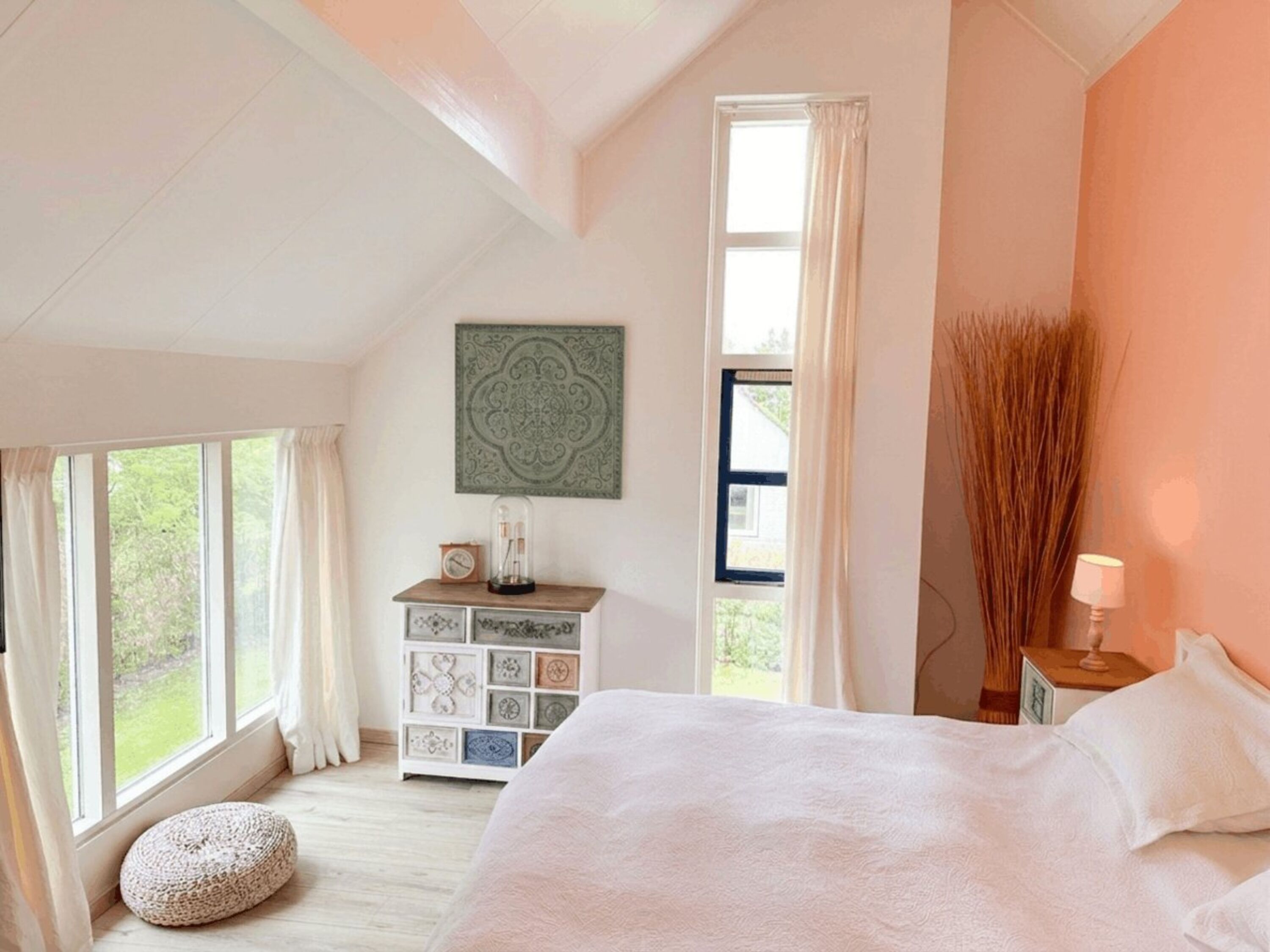 Ferienhaus Villa Relax Ooghduyne mit Smart-TV im Schlafzimmer im Obergeschoss mit Ausblick