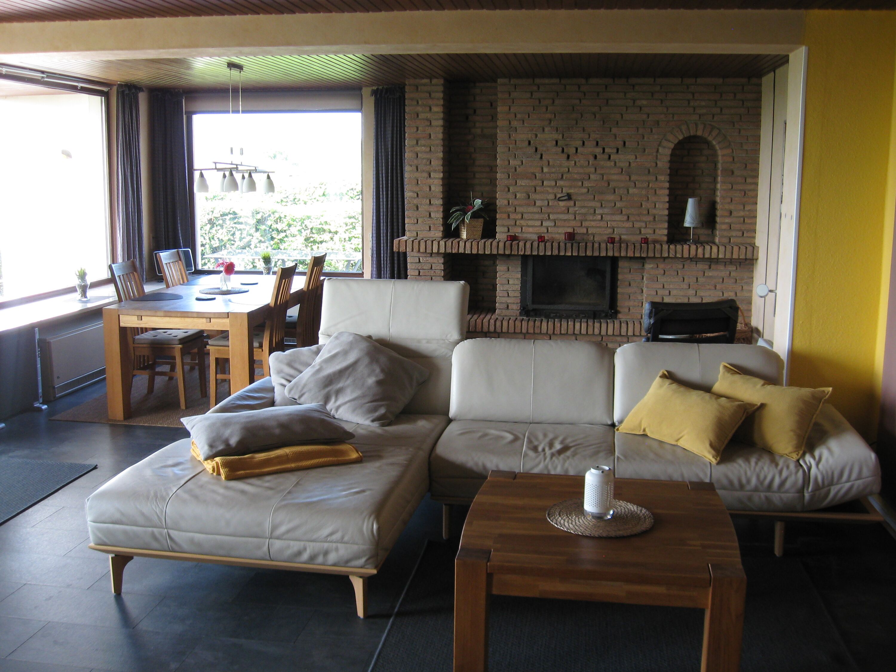 Großes Wohnzimmer