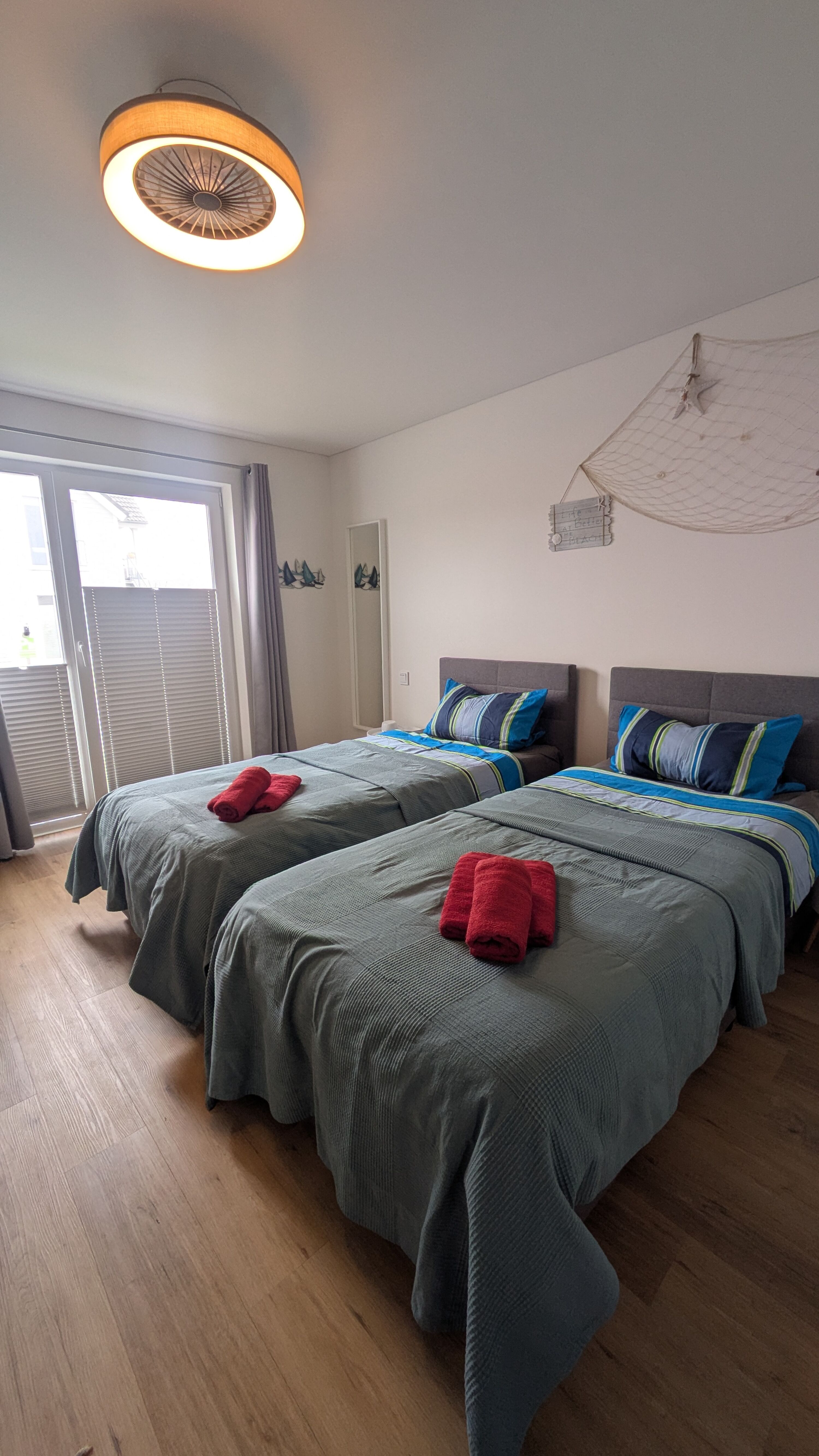 Schlafzimmer 2