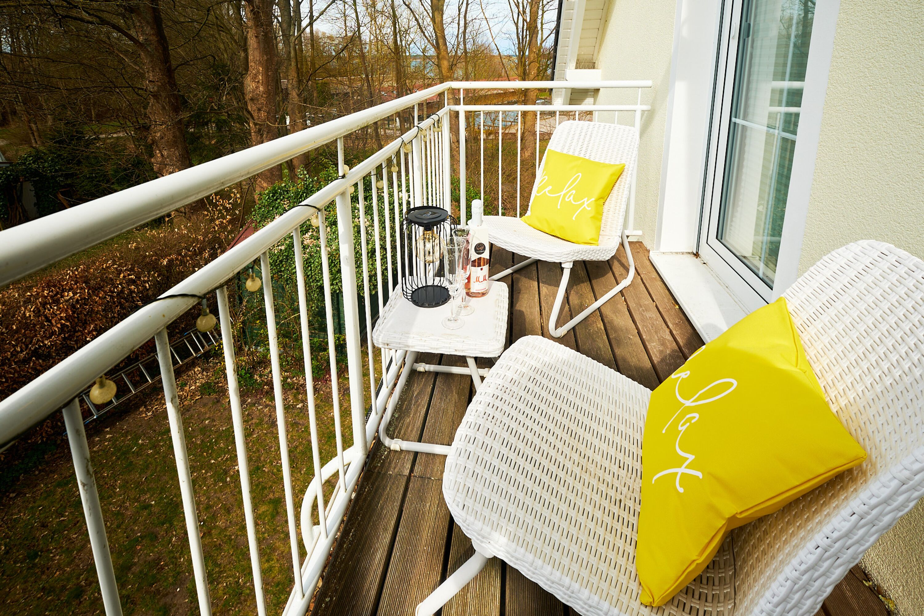 Balkon mit Morgensonne