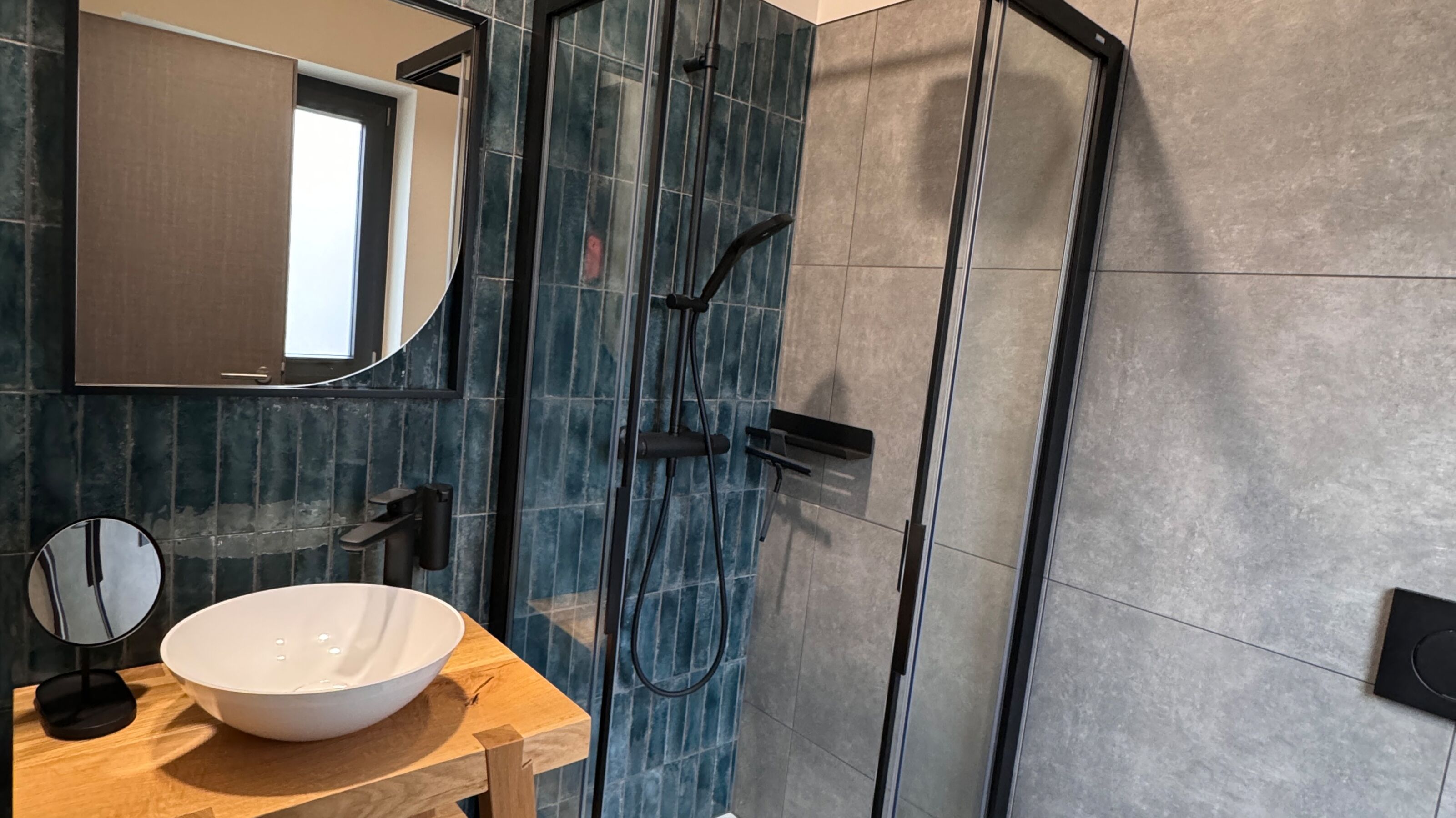 Dusche Badezimmer unten