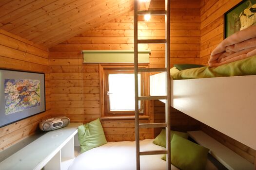 Kleines Schlafzimmer im Nebenhaus