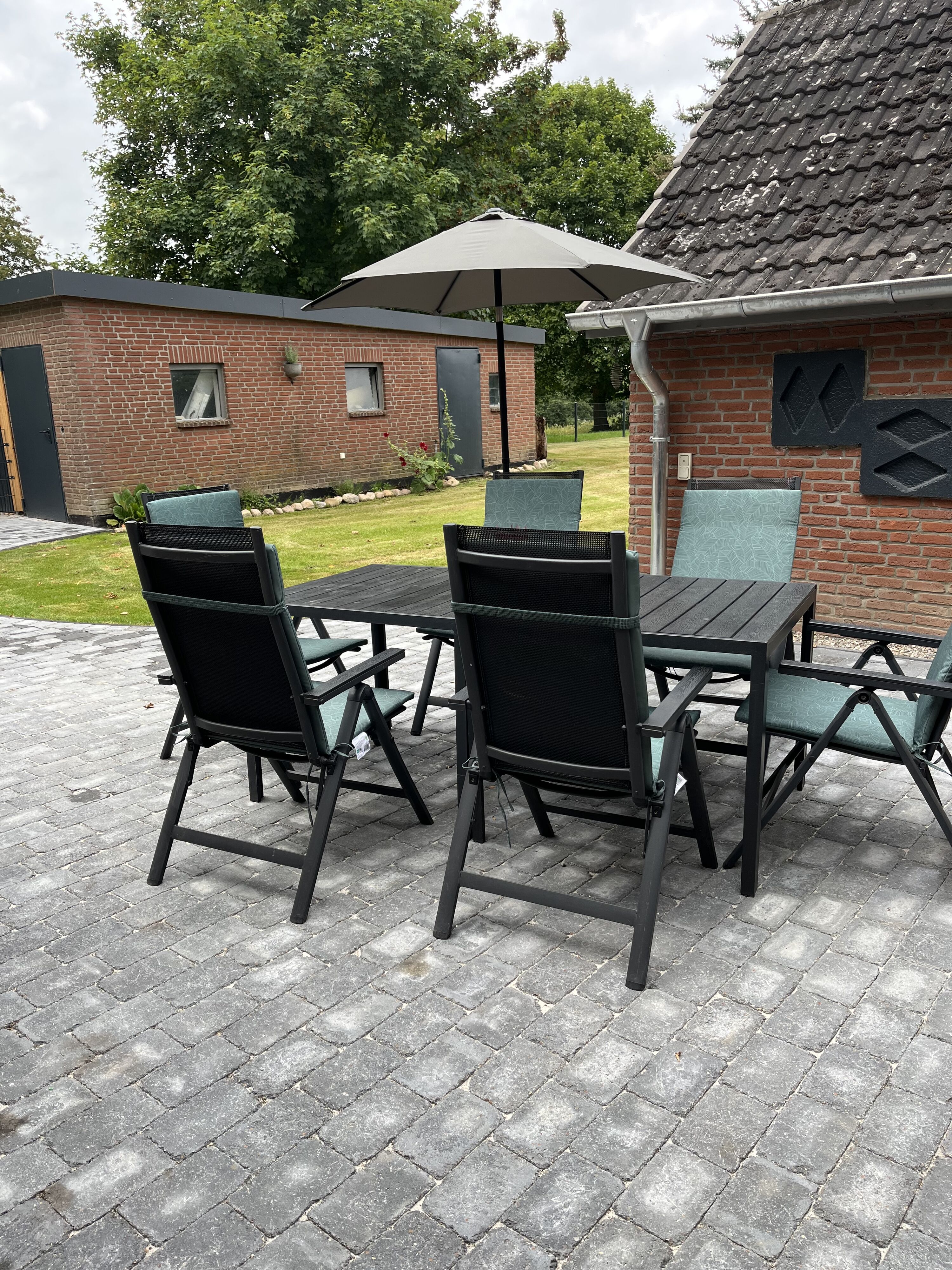 Sitzecke mit Grill