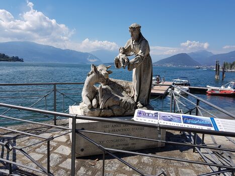 Hafen Laveno-Mombello