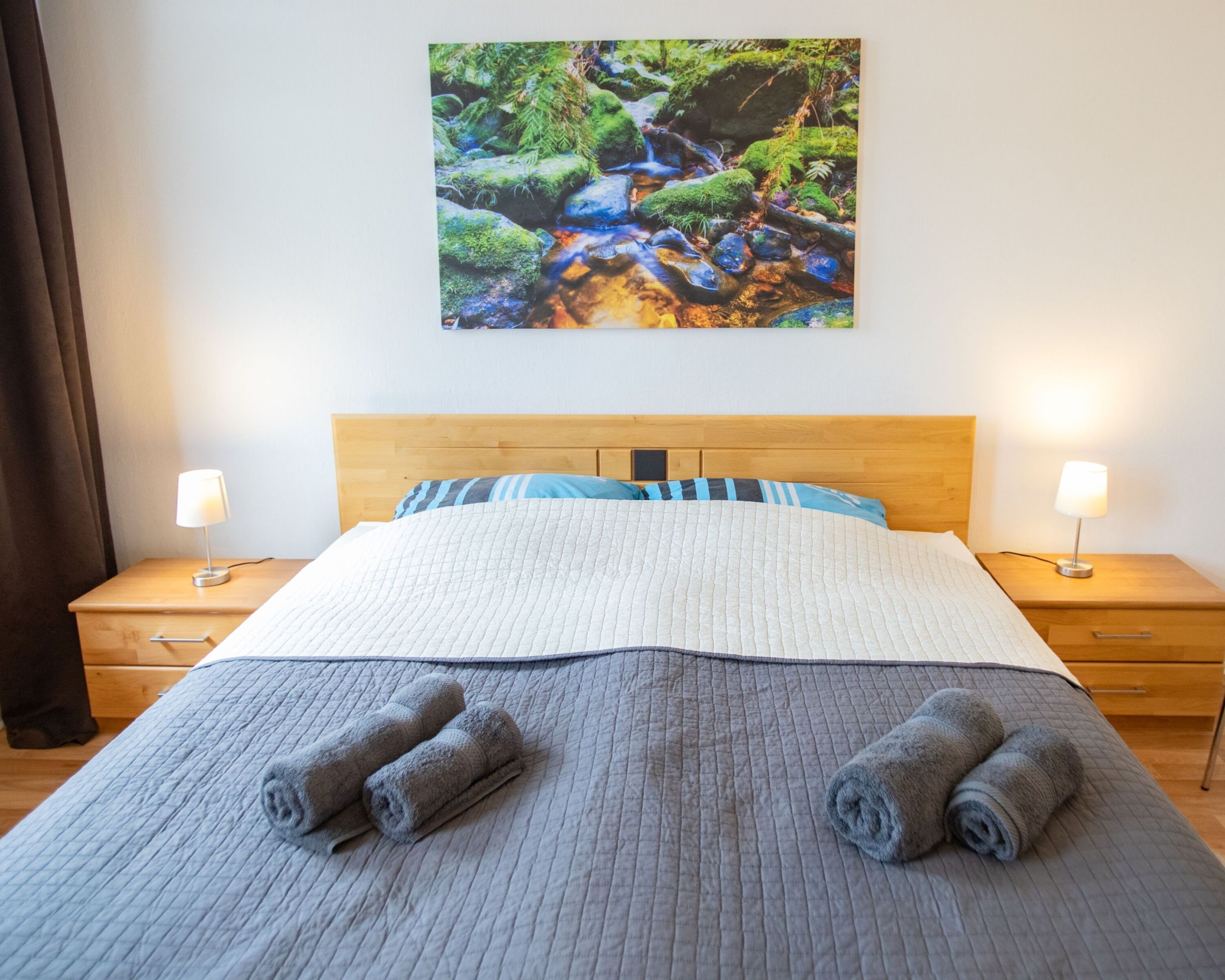 1. Schlafzimmer mit Kingsize Bett