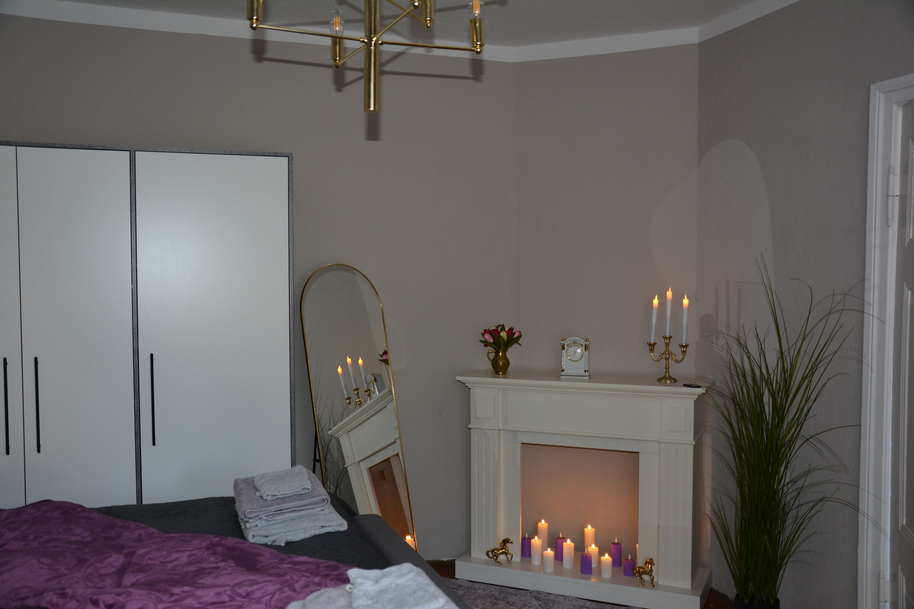 Schlafzimmer 1
