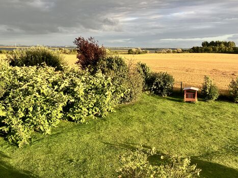 Blick vom Balkon im ersten OG Richtung Wismar/ Sandkasten