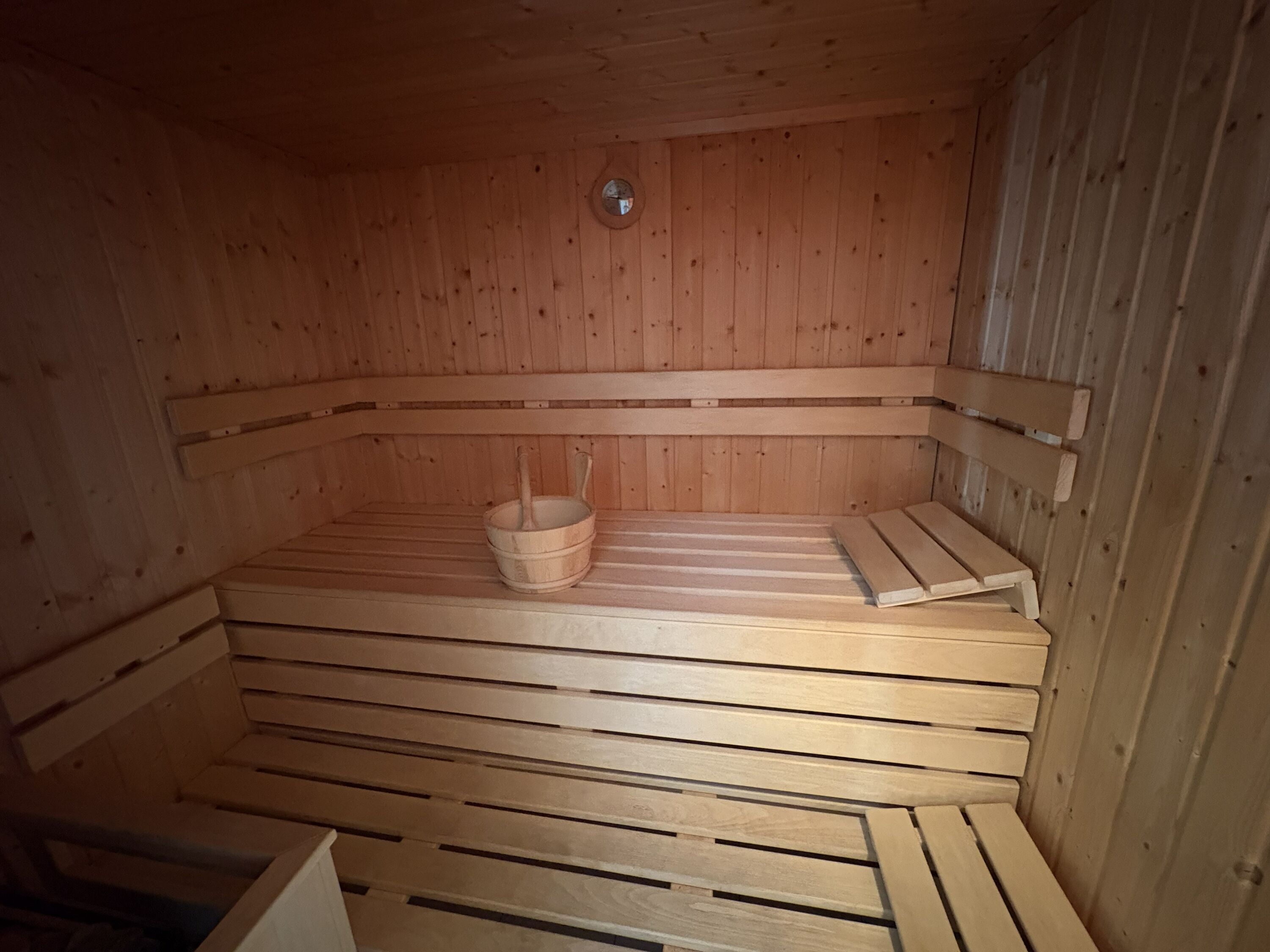 Sauna im Erdgeschoss