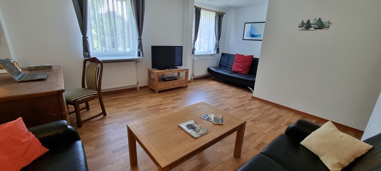 Wohnzimmer vom Sofa aus