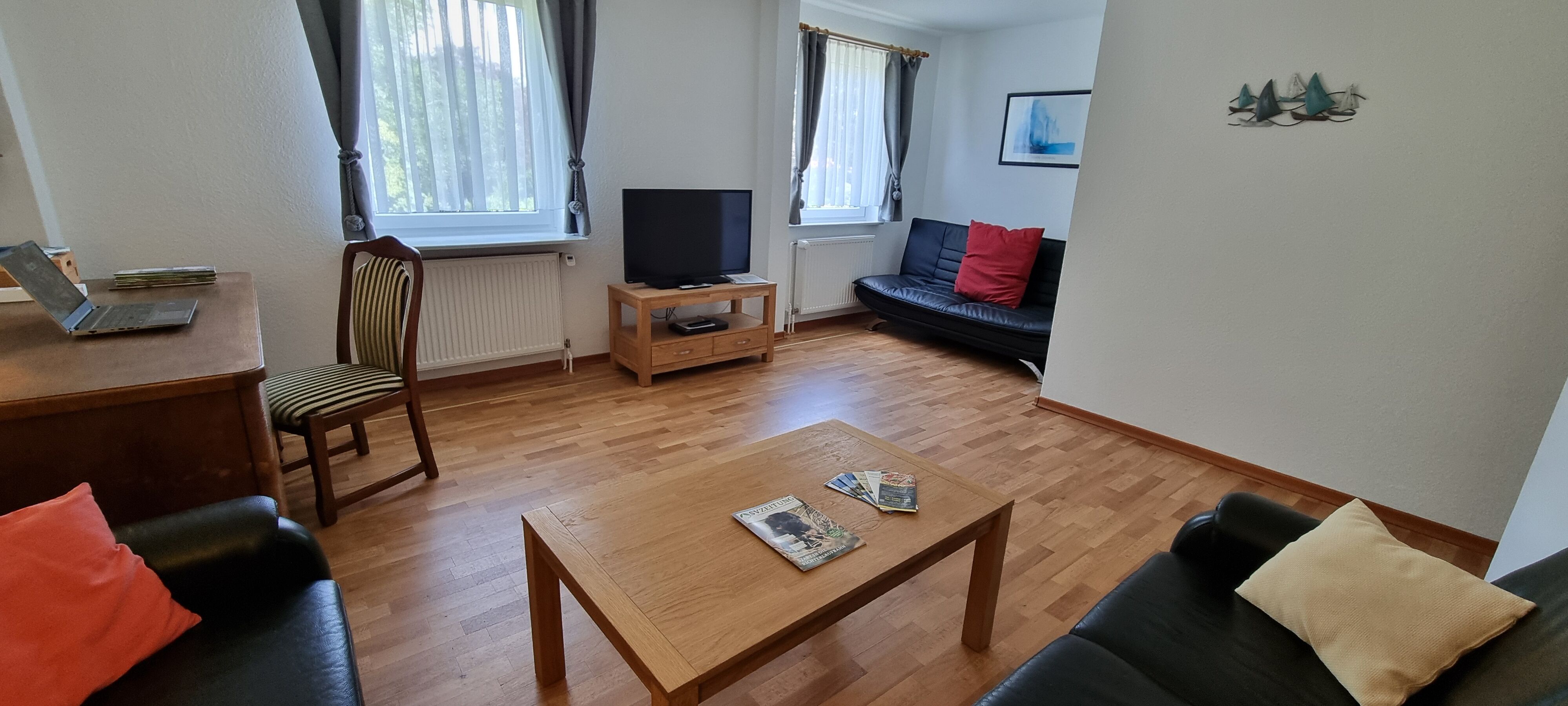 Wohnzimmer vom Sofa aus