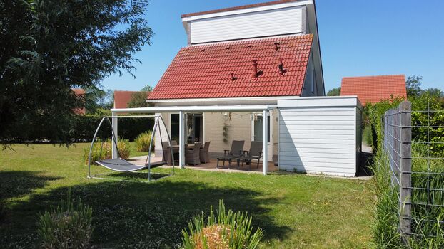 Beach House 77