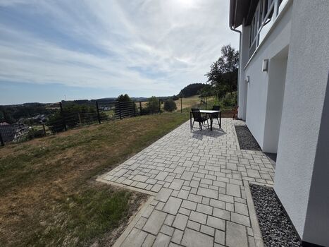 Eifel Urlaub mit Hund Waldrand Lage Ferienwohnung PfötchenA ...