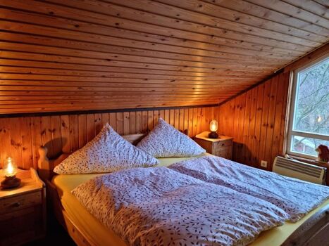 Schlafzimmer 2