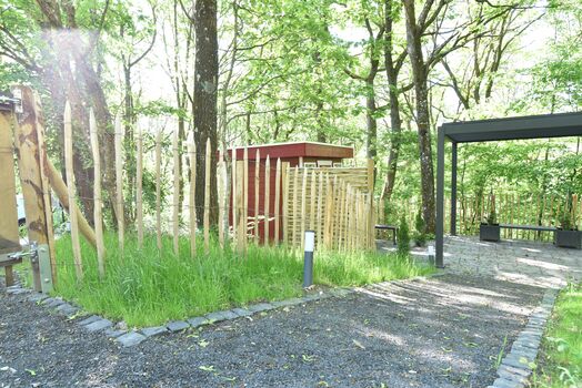 Garten komplett eingezäunt (1,20 m hoch)