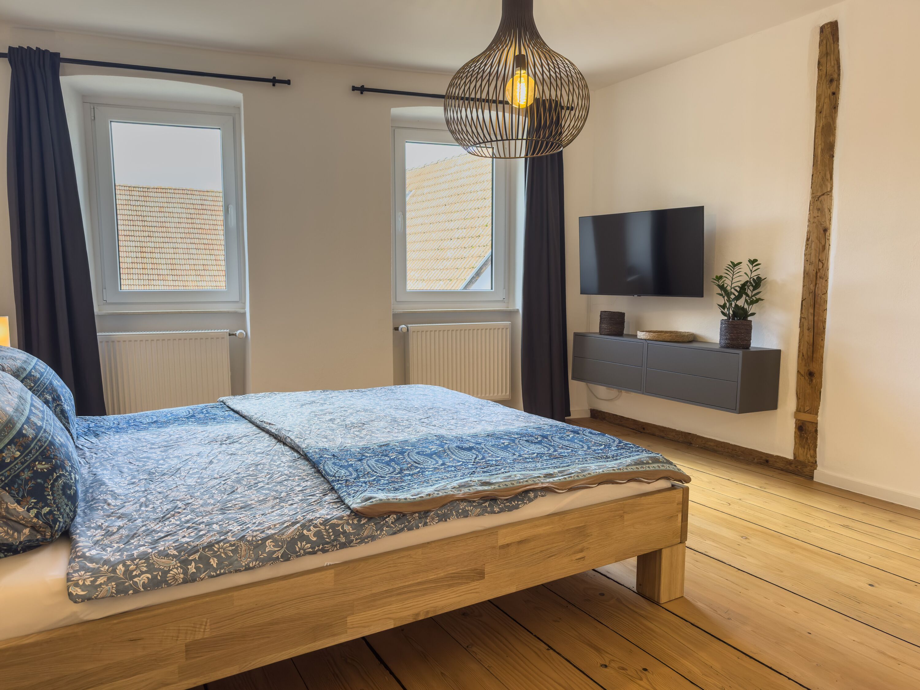 Schlafzimmer 1 mit Smart-TV